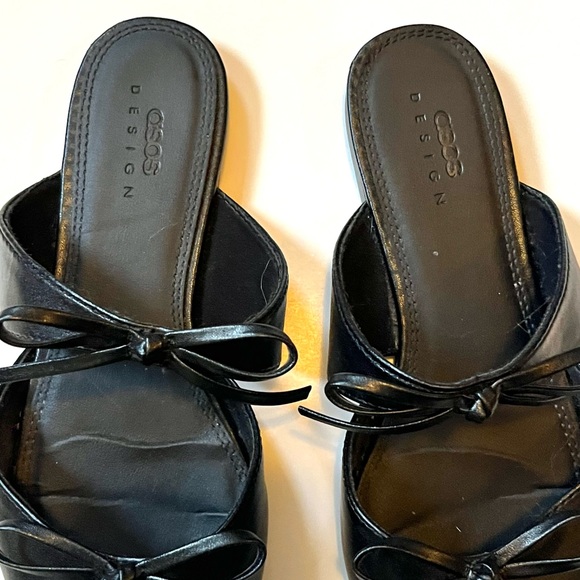 ASOS • adorable black faux leather pointed bow slip on flat mules - Picture 10 of 16